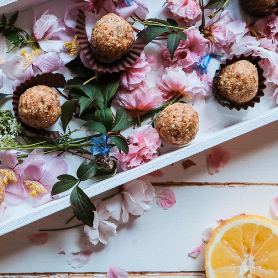 Recipes for Lemon and Coconut Hemp Truffles