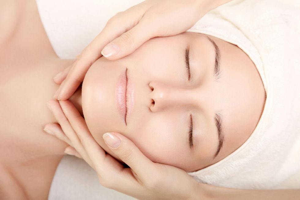 Hemp Oil - Anti-Ageing and Skincare - By Tony De Souza - 13 Seeds Hemp Farm
