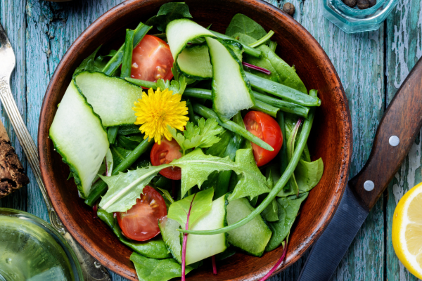 Hemp & Herb Spring Salad